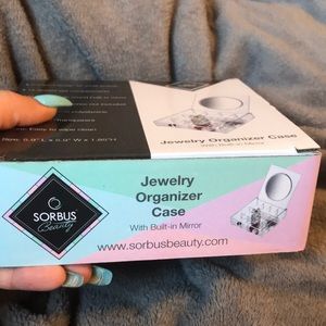 Transparent 12 slot organizer